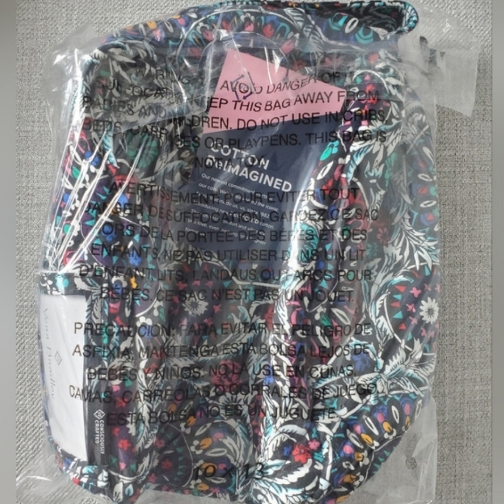 Vera Bradley Stained Glass Medallion Lunch Bunch Bag - Picture 6 of 6